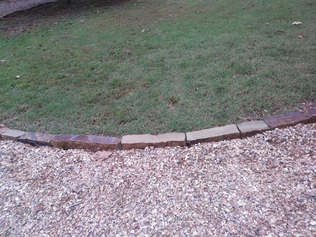 hardscape lawn cut stone edging