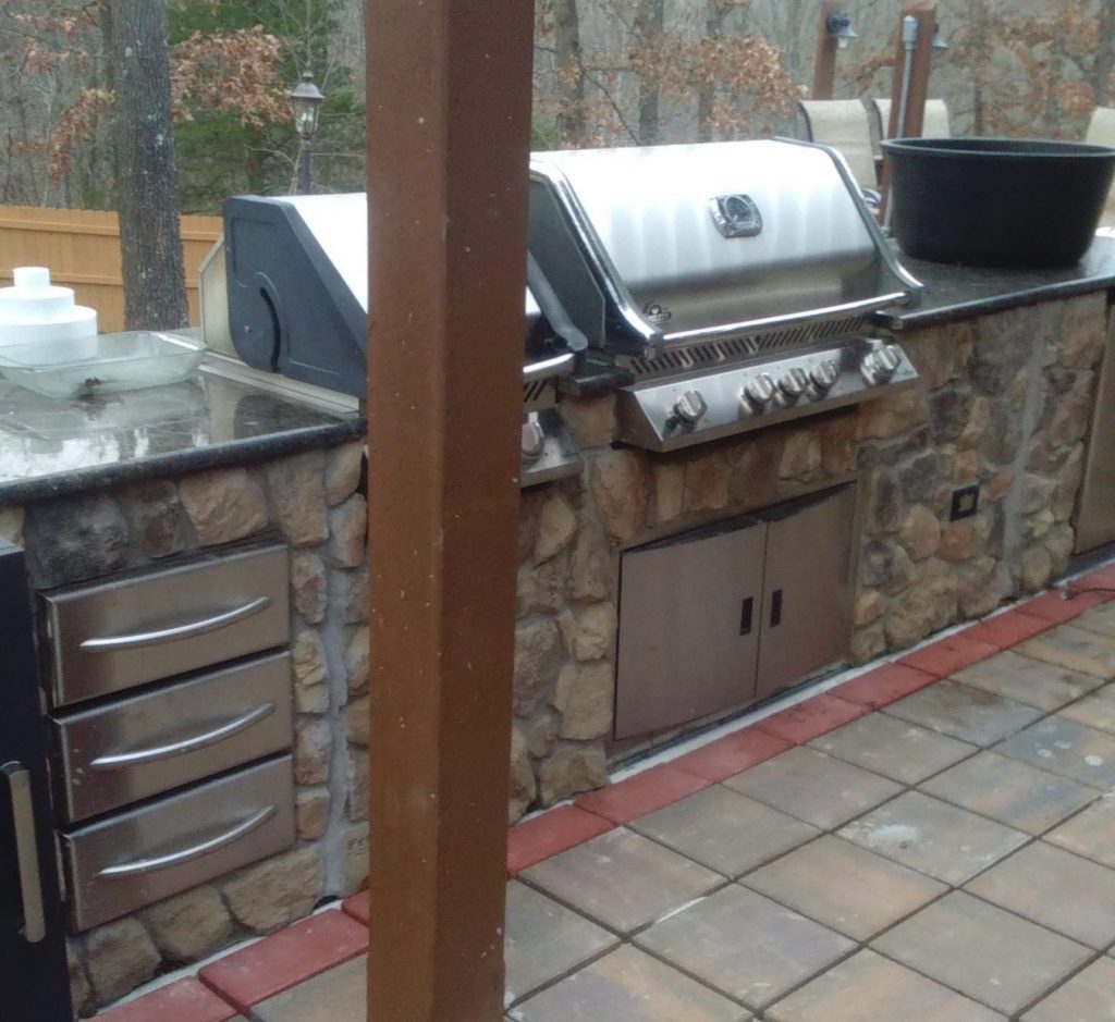 custom BBQ outdoor kitchen