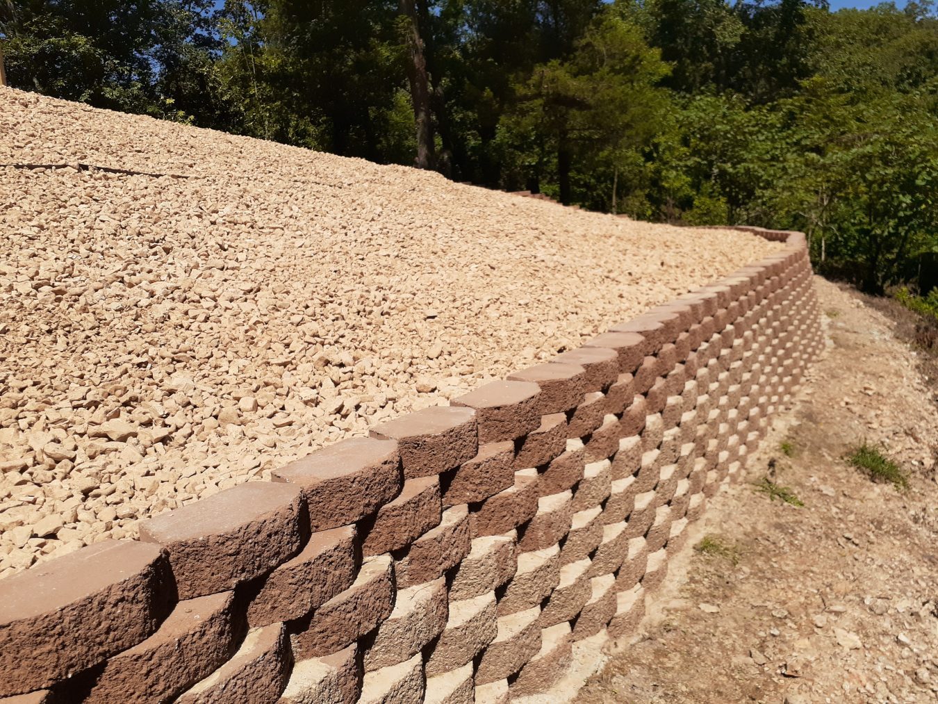 2 J's & Sons lawn and landscape retaining wall contractors